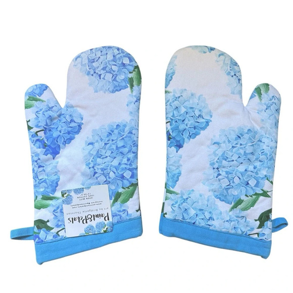 Two Hydrangea Oven Mitts 100% Cotton - Picture 3 of 4